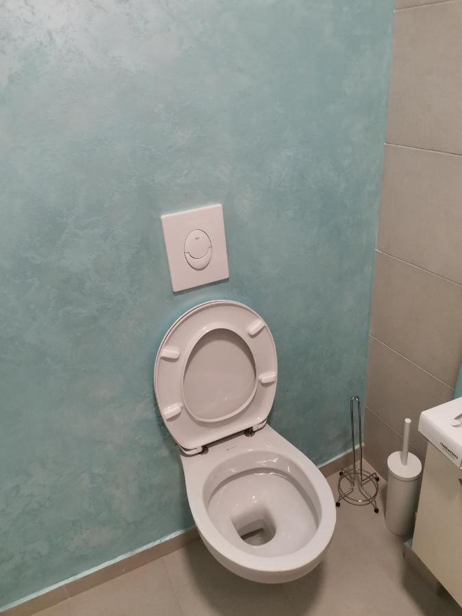 Clock Tower Apartments Podgorica Ngoại thất bức ảnh